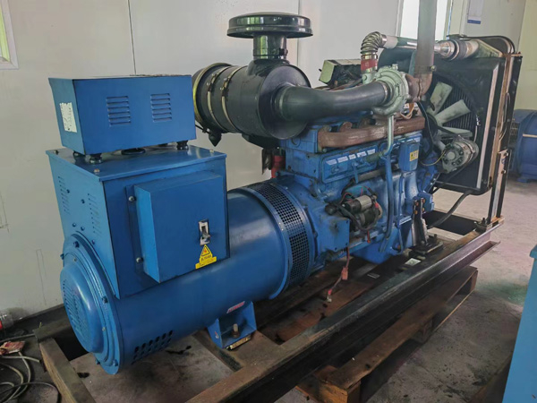 化州100kW柴油发电机组使用多级机油有哪些优缺点？